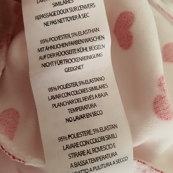 Prettylittlething Heart Print Wrap Dress - Picture 6 of 6